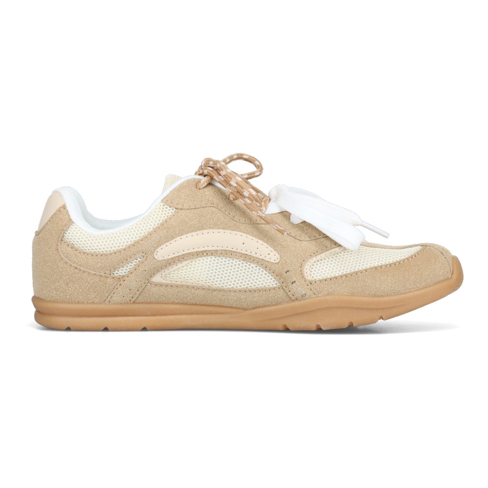 ロープロファイルスニーカー