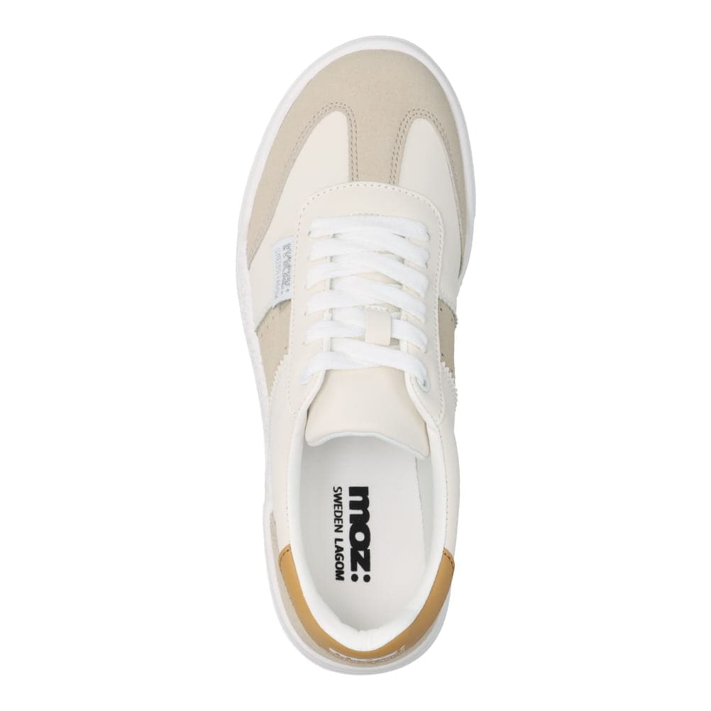 ローカットスニーカー