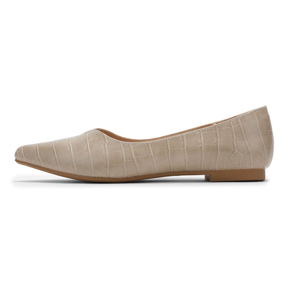 ポインテッドトゥパンプス