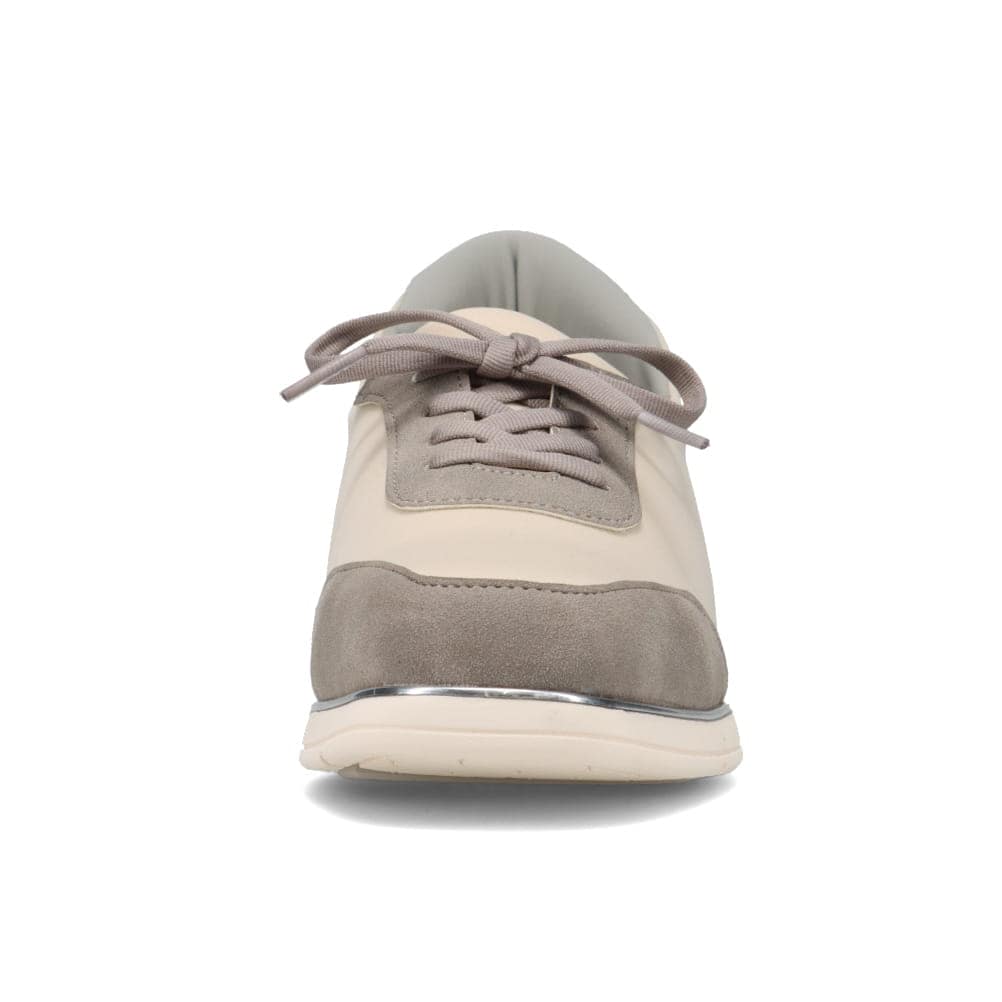 スパットシューズ 手を使わずに履ける