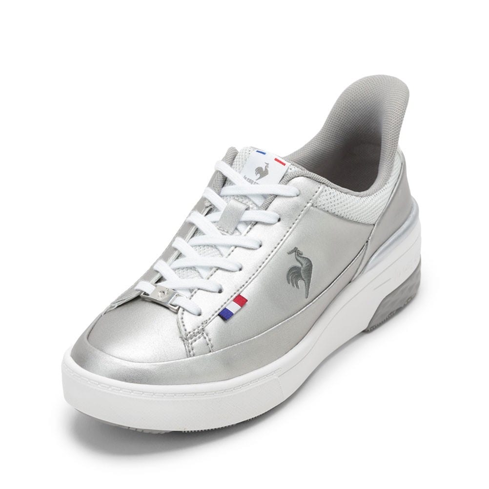 no.232 シルバーメタリックのクォーツと，ピーコックスパンコール le coq sportif ルコックスポルティフ LCS セーヴルリフト II SI