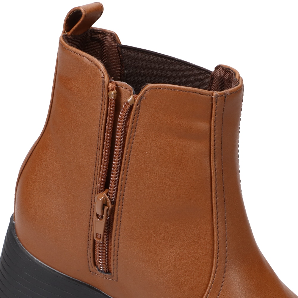 サイドゴアショートブーツ