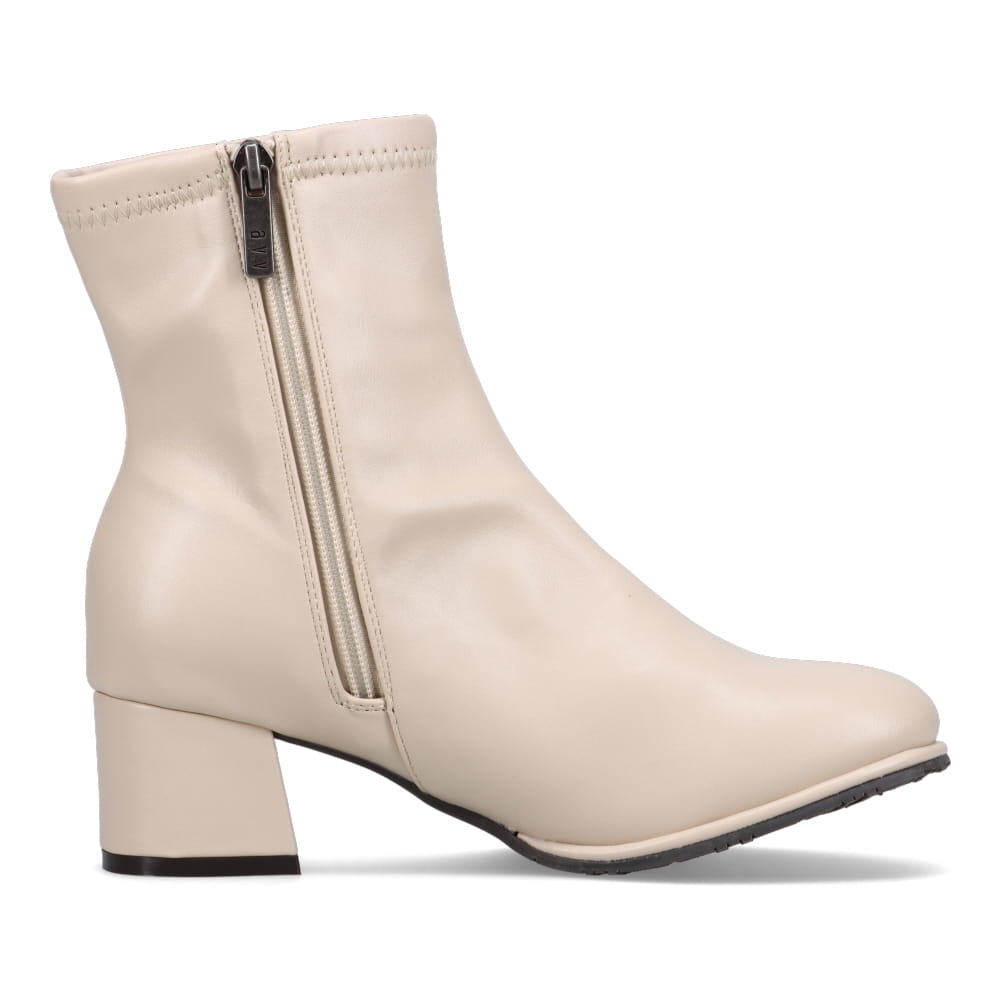 ヒールアップショートブーツ