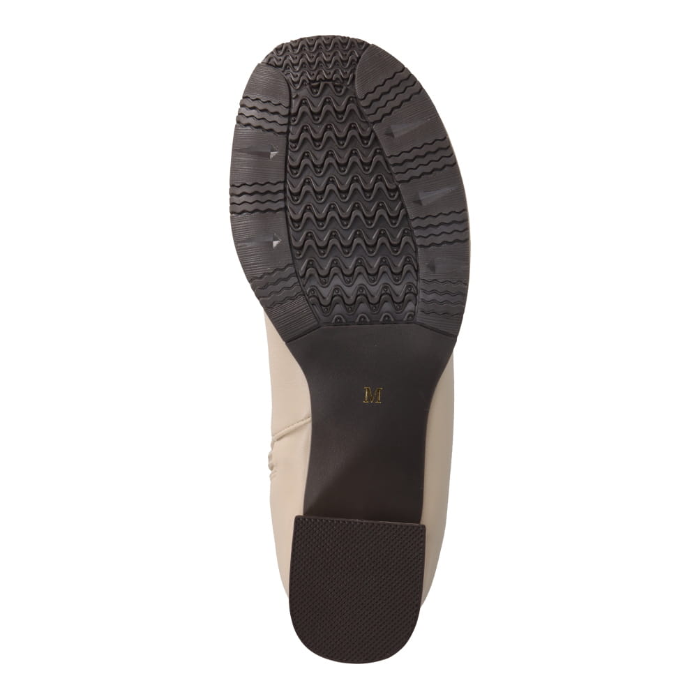 ヒールアップショートブーツ