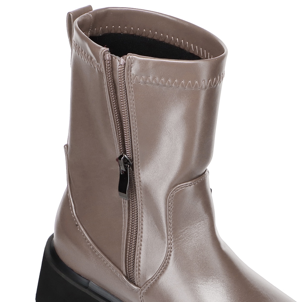 厚底ストレッチブーツ