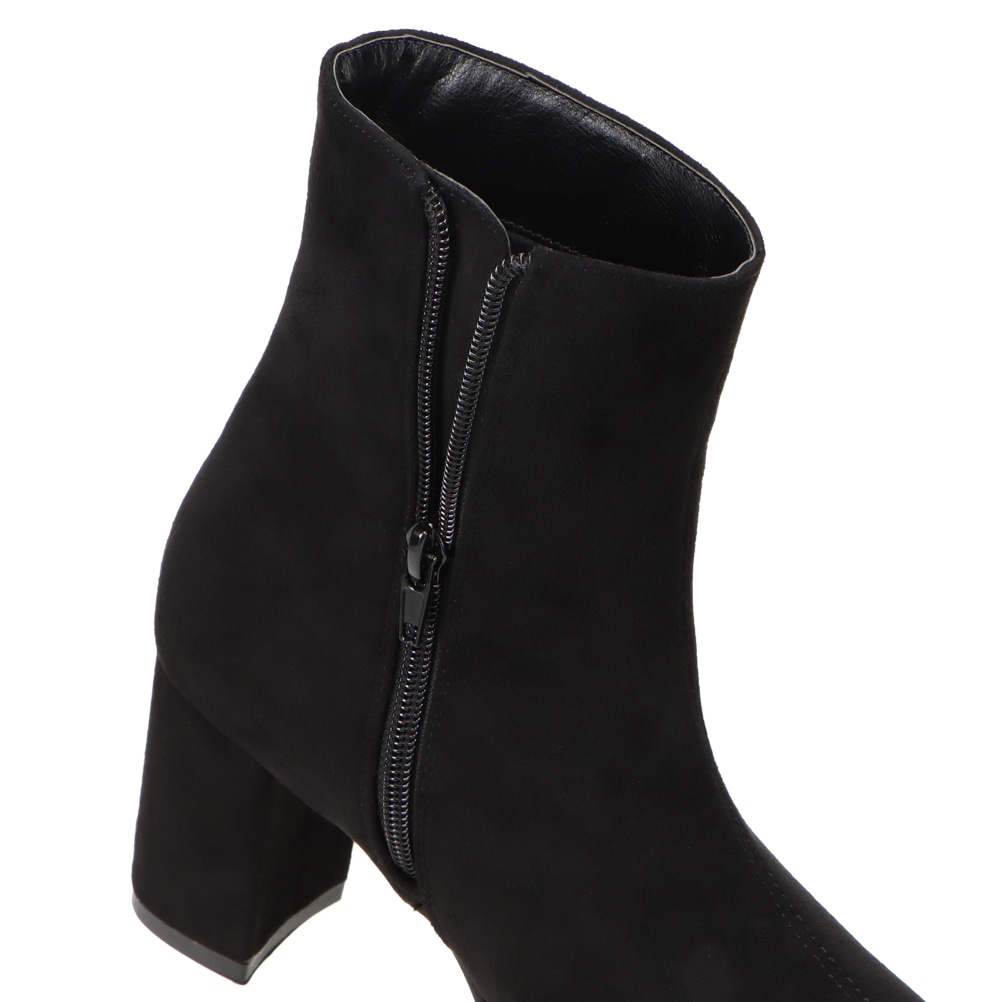 チャンキーヒールショートブーツ