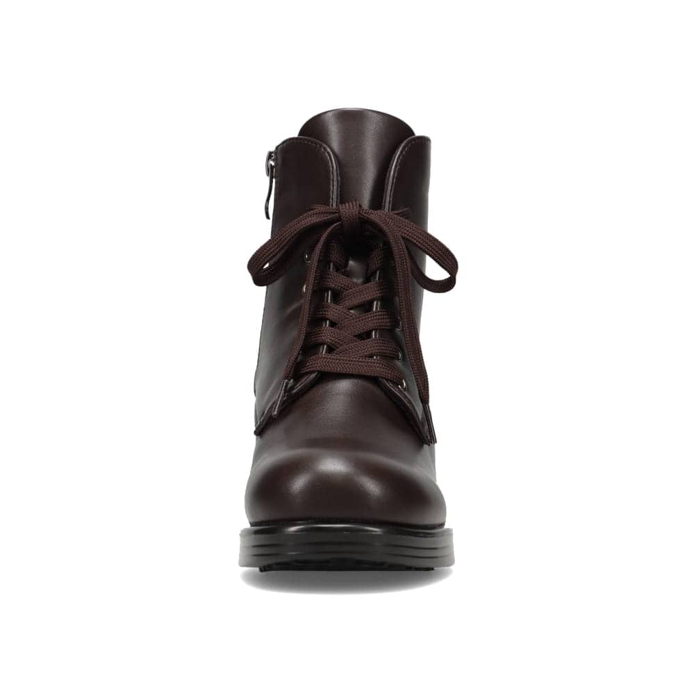 レースアップブーツ