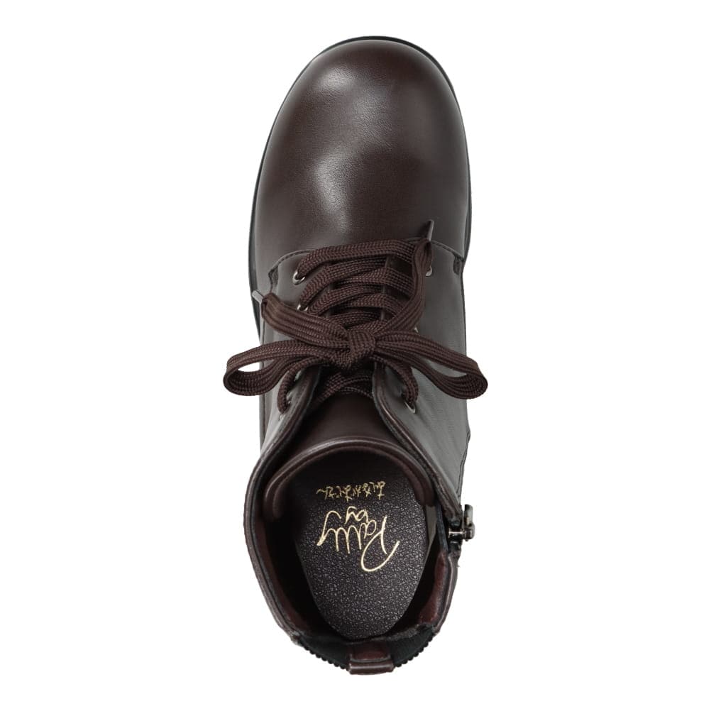 レースアップブーツ