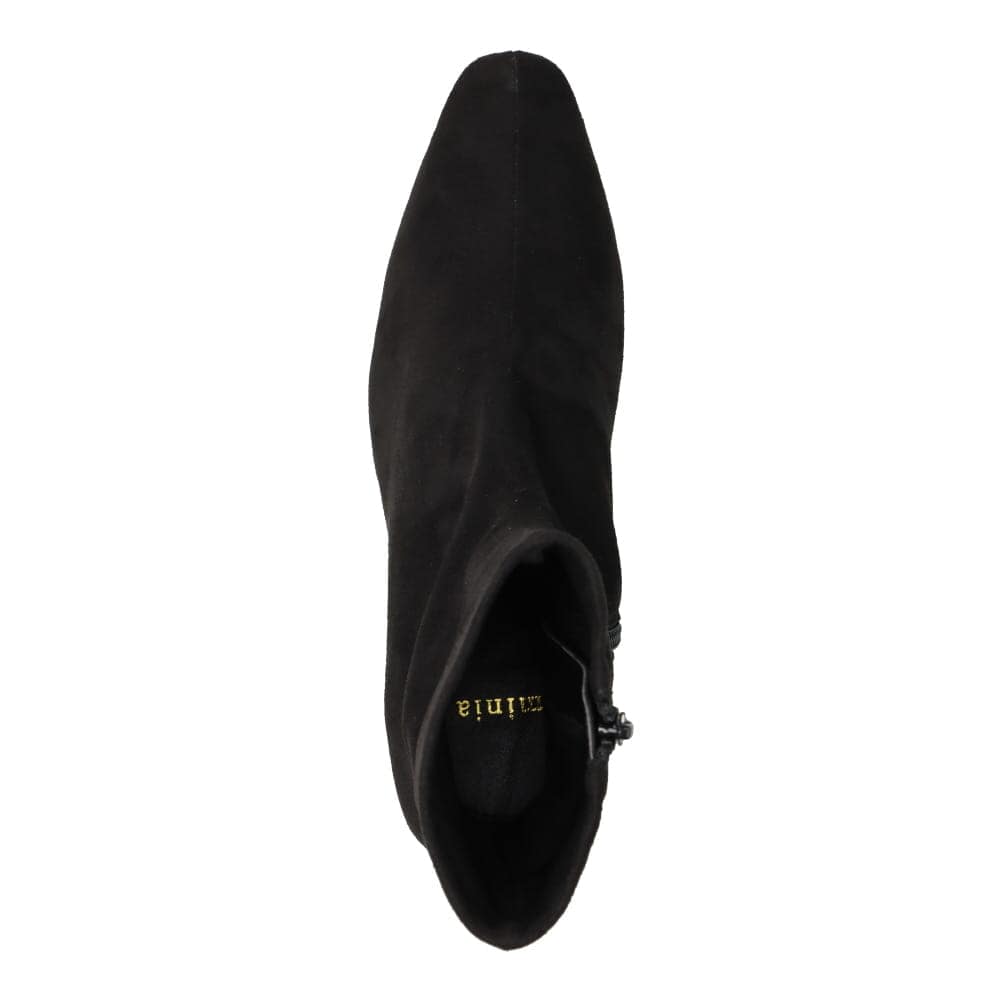 ポインテッドスクエアトゥブーツ