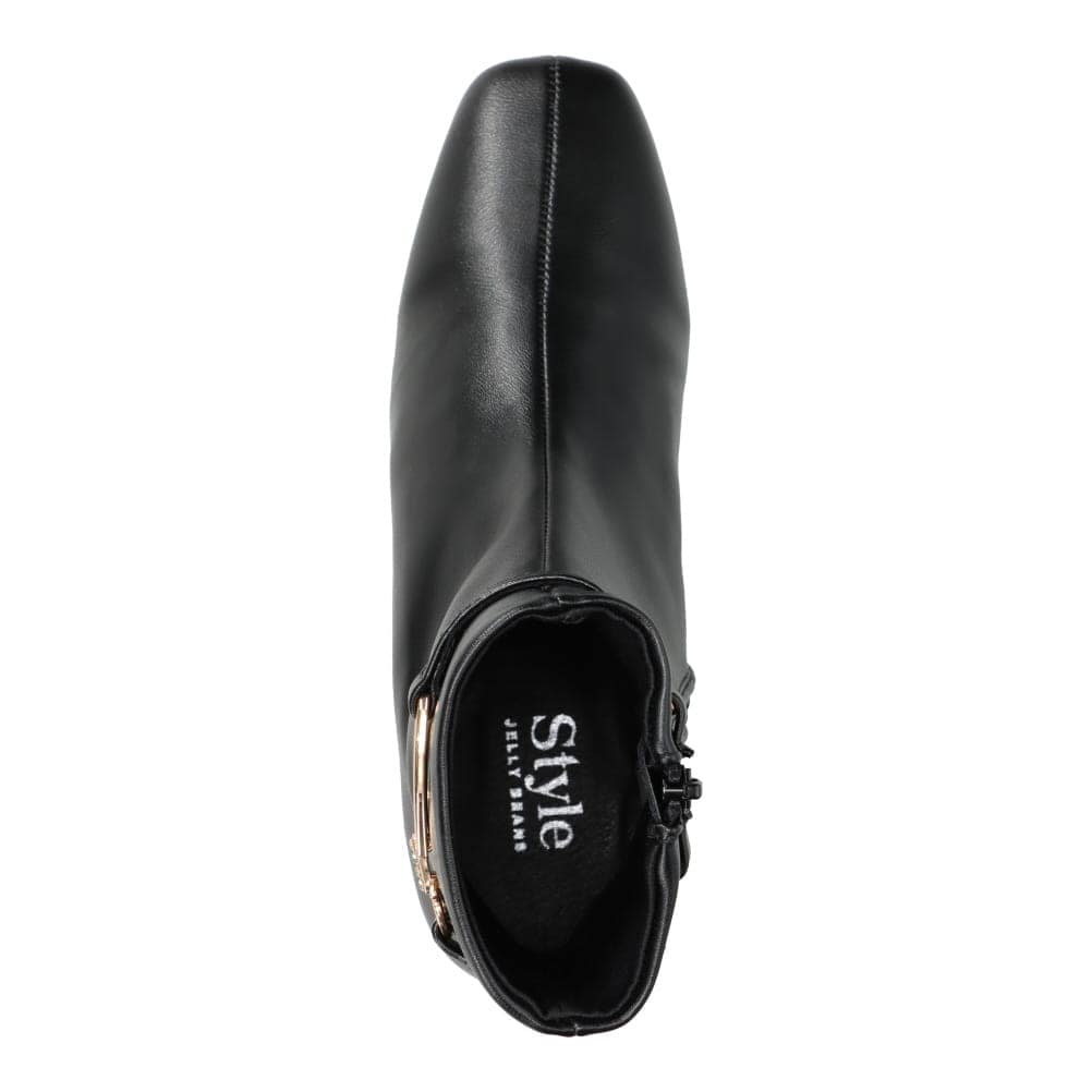 ベルト付きショートブーツ