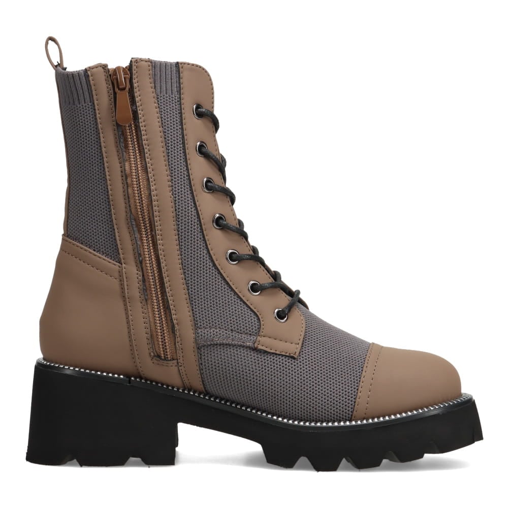 厚底ニットブーツ