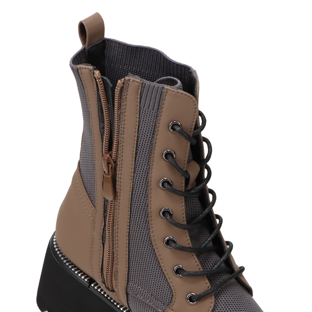 厚底ニットブーツ