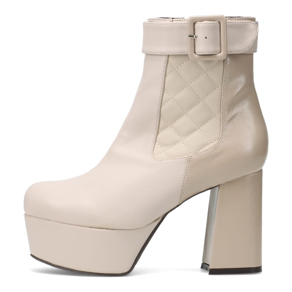 チャンキーヒールブーツ