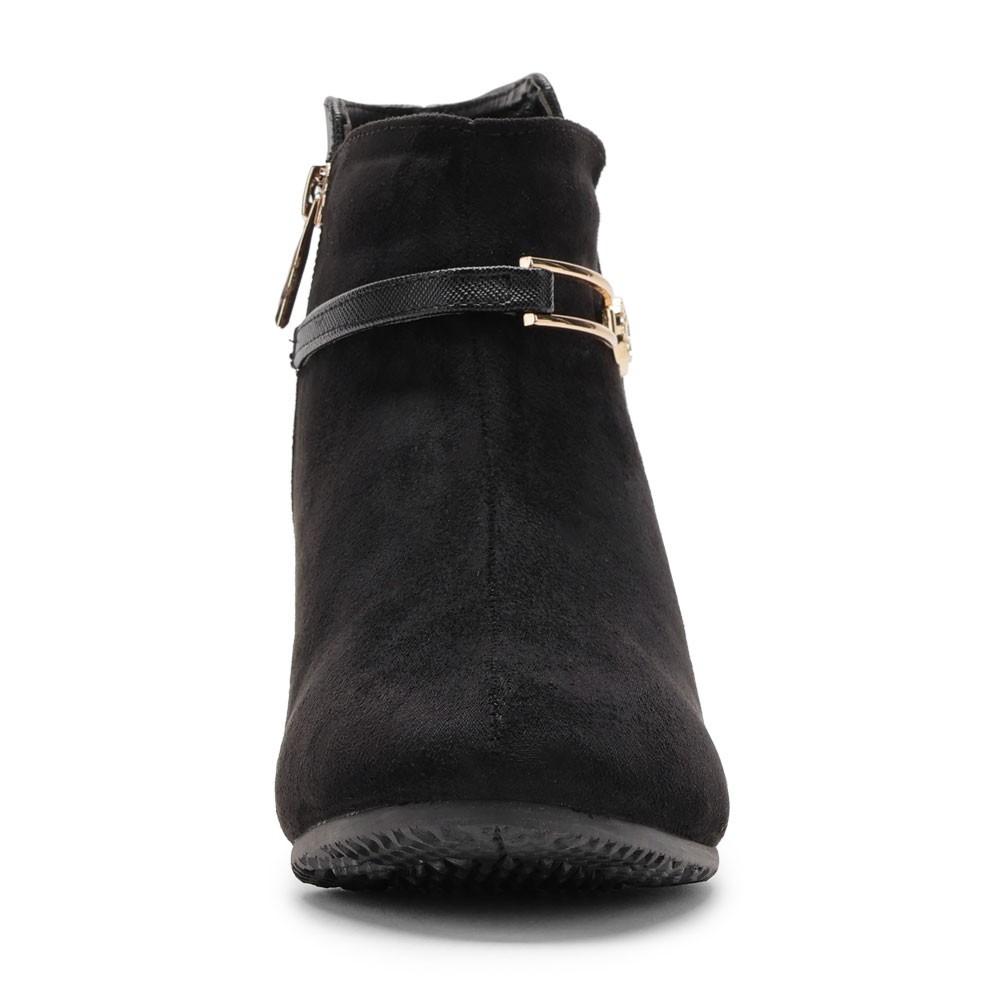 バックルベルトショートブーツ