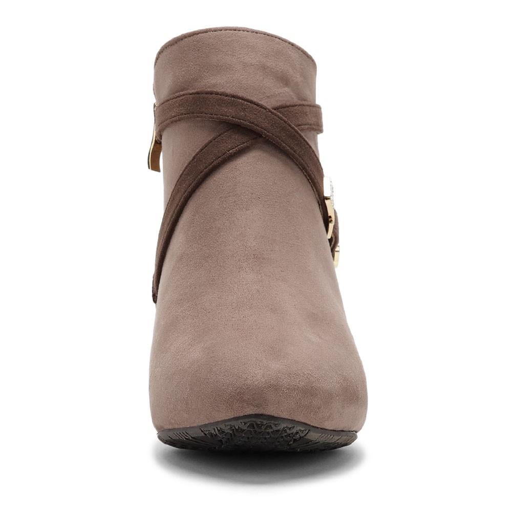 クロスベルトショートブーツ