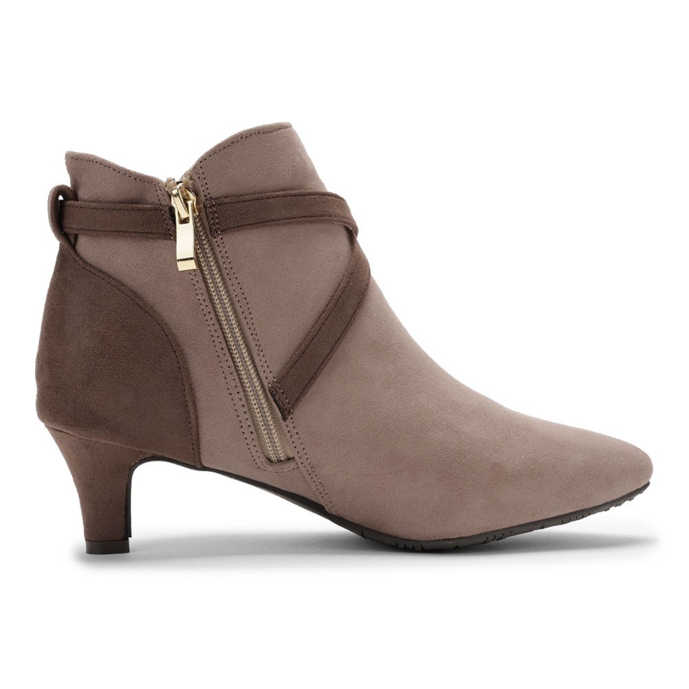 クロスベルトショートブーツ