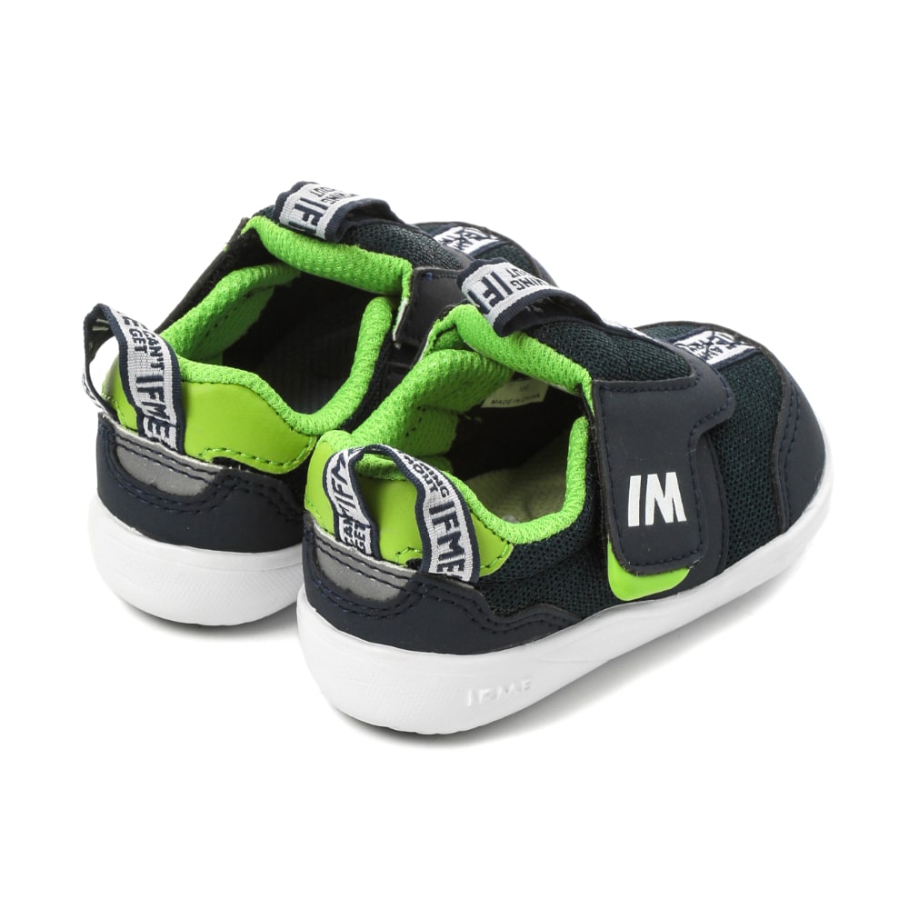 軽量ベビーシューズ