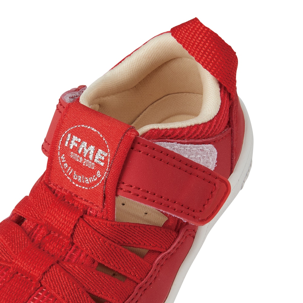 ウォーターシューズ