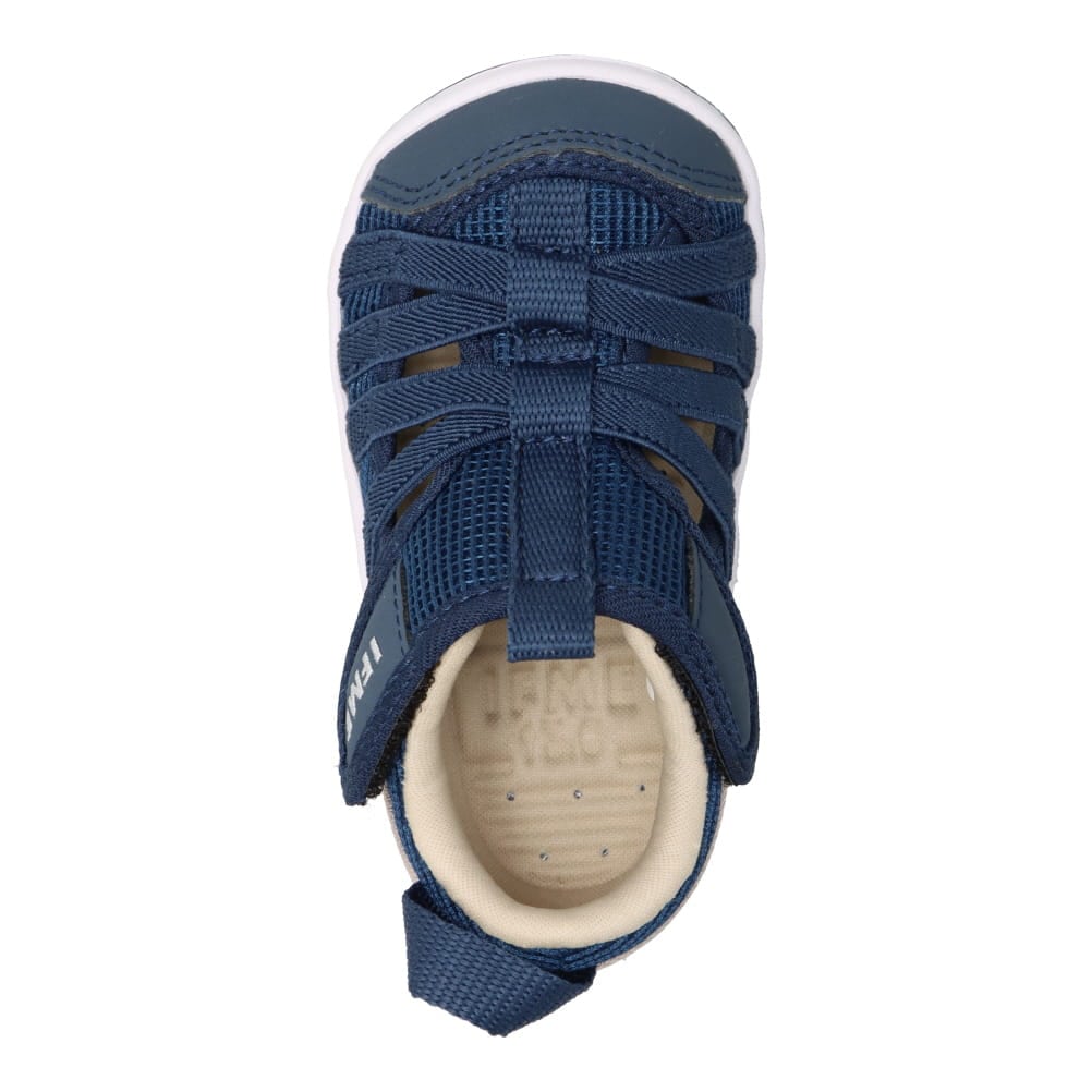 ウォーターシューズ