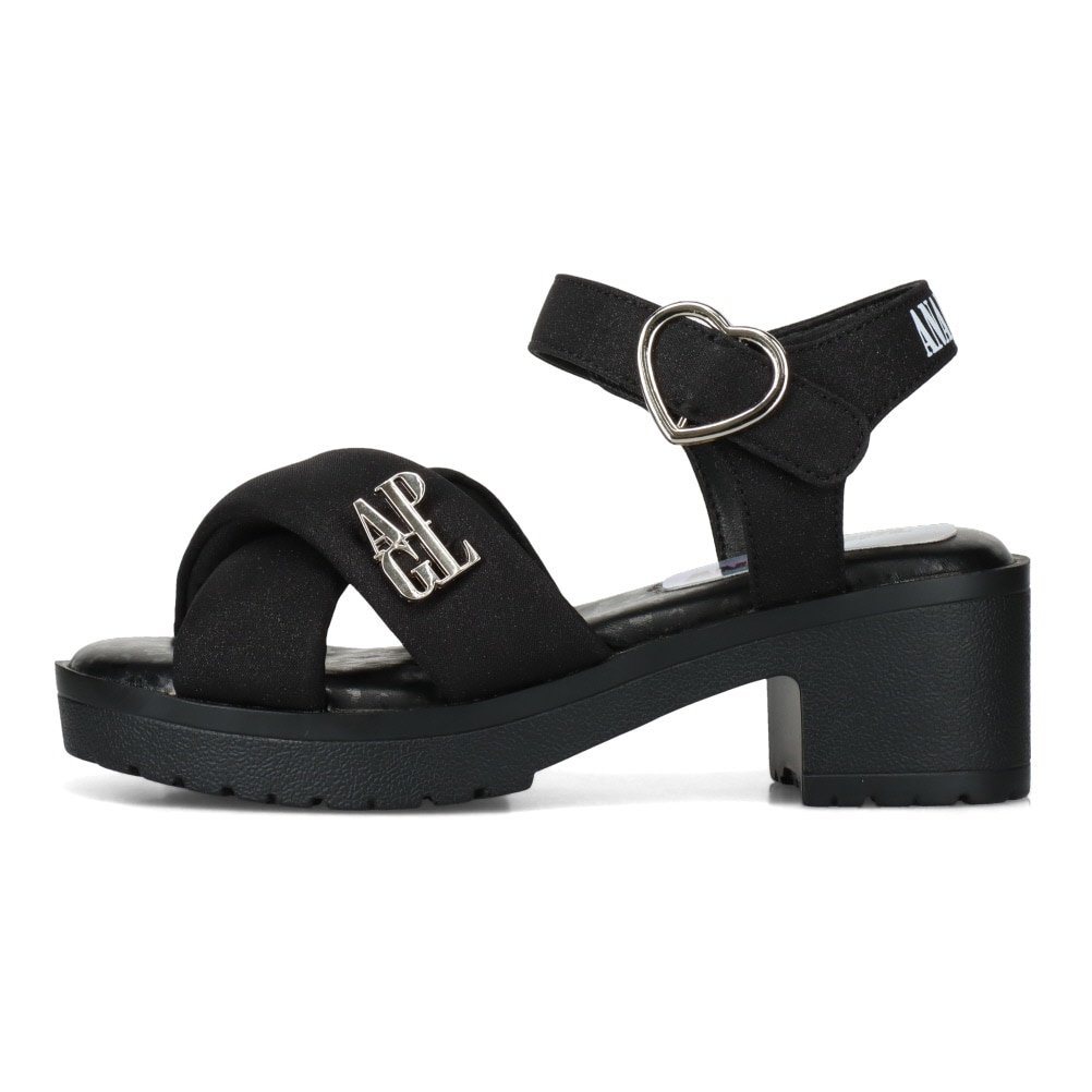 ストラップサンダル