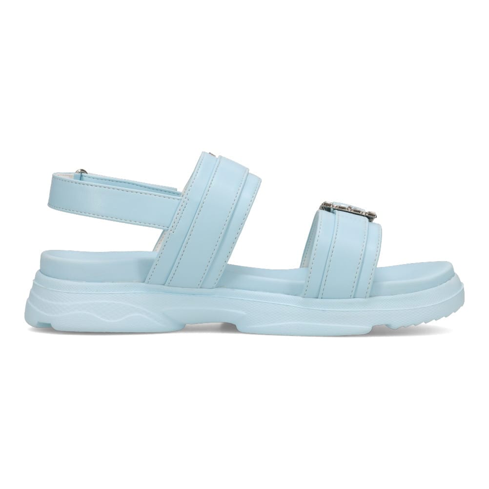 ビジューサンダル