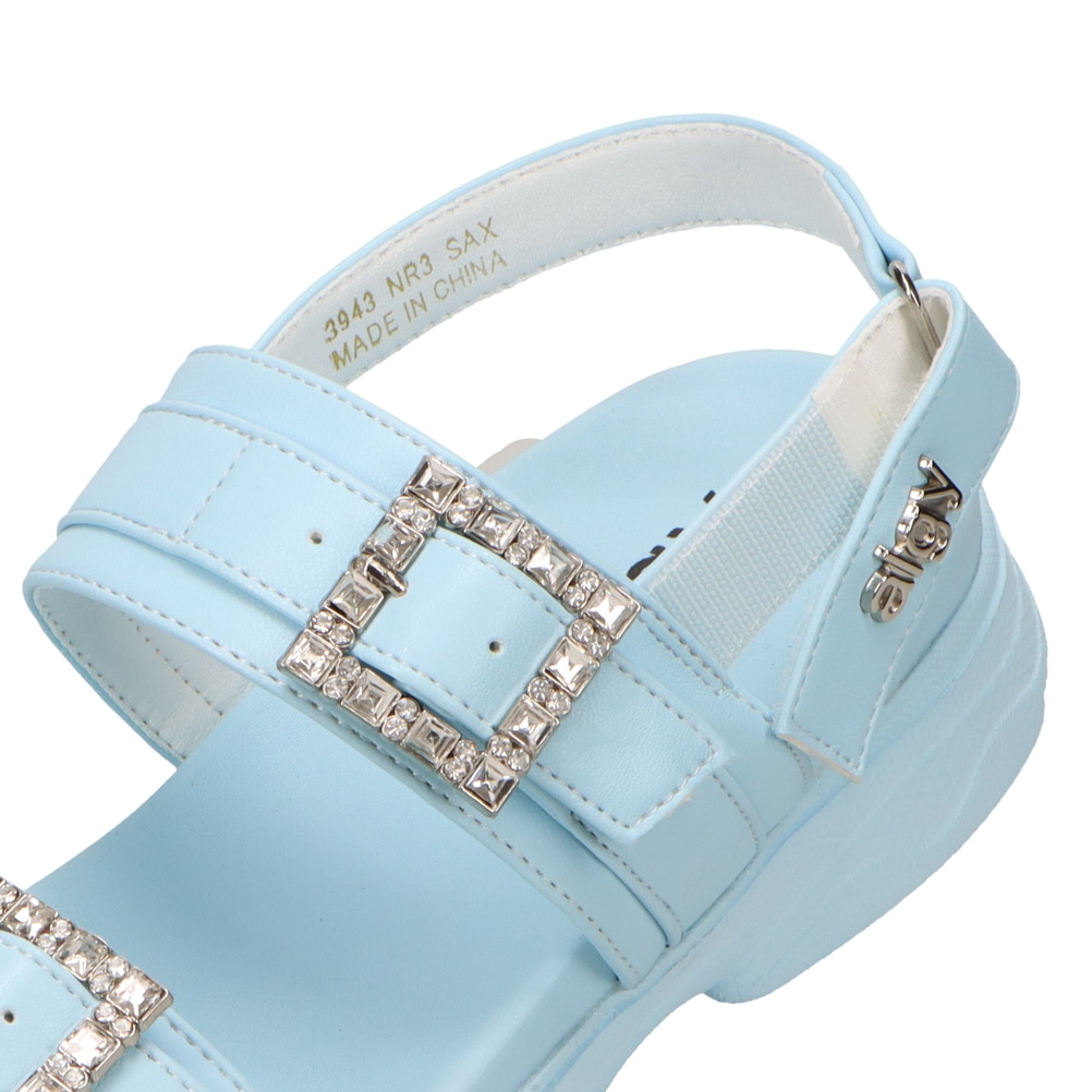 ビジューサンダル