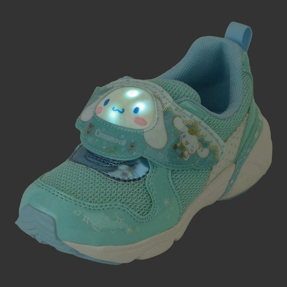 キャラクターシューズ