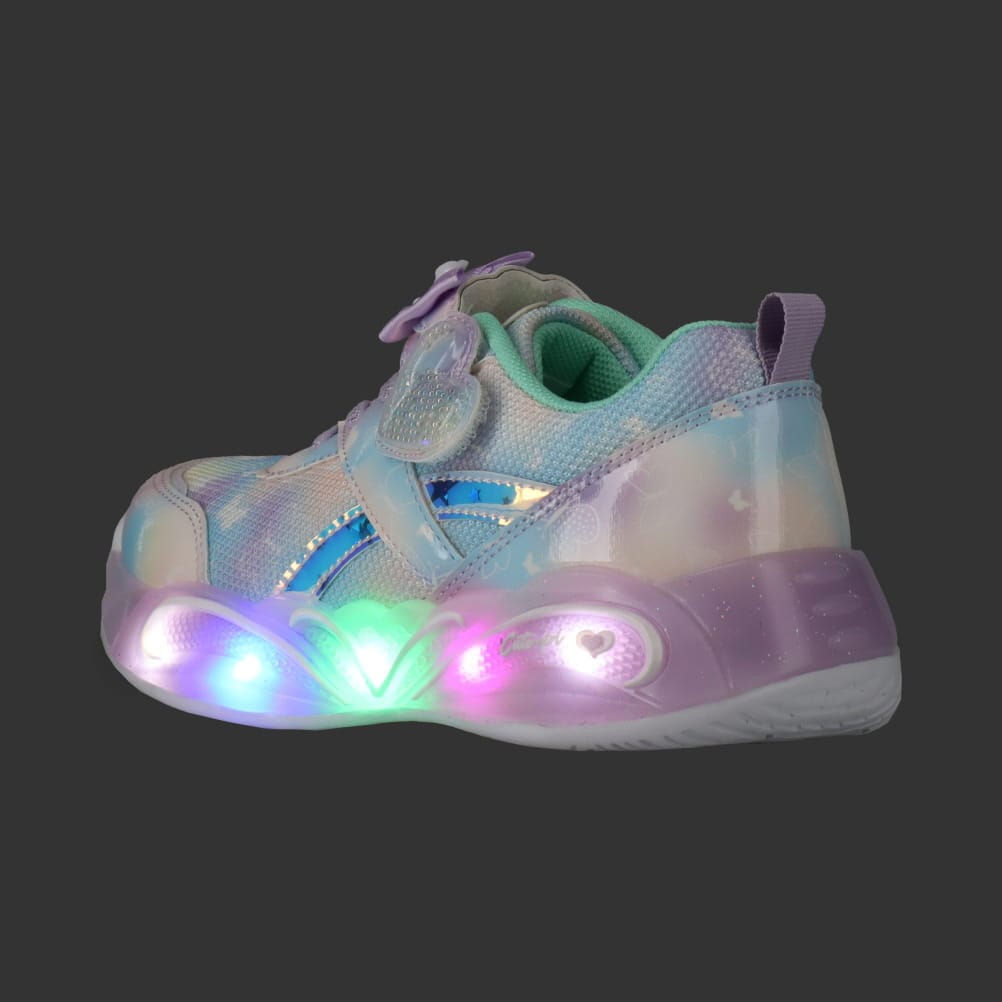 光るキッズスニーカー