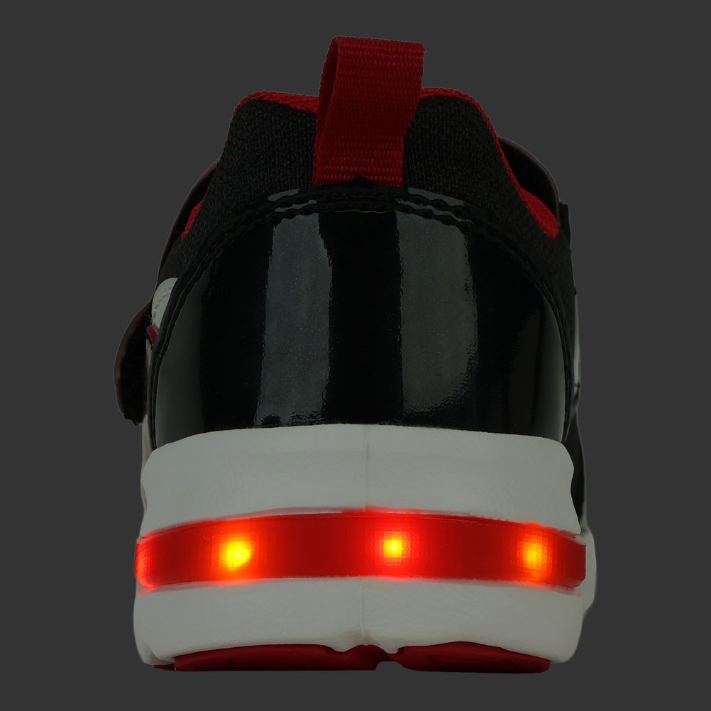 カーズ 光るスニーカー