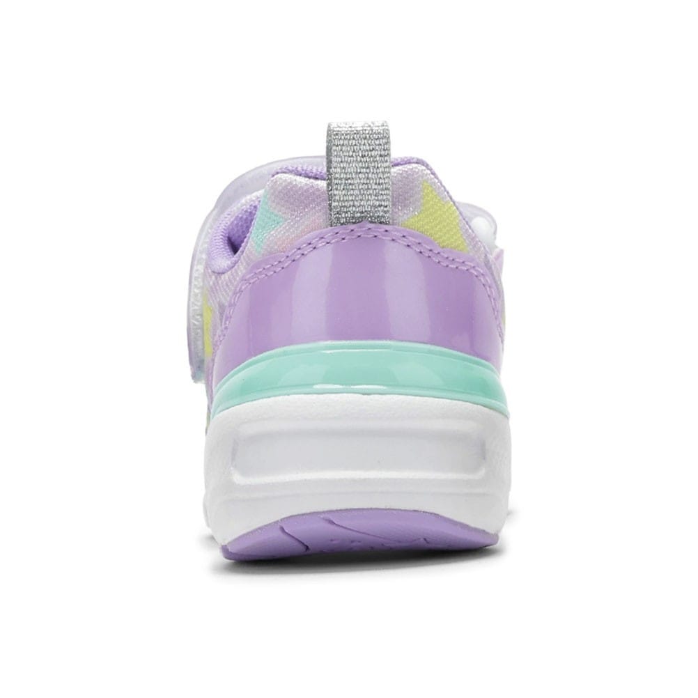 クロミ 光るスニーカー