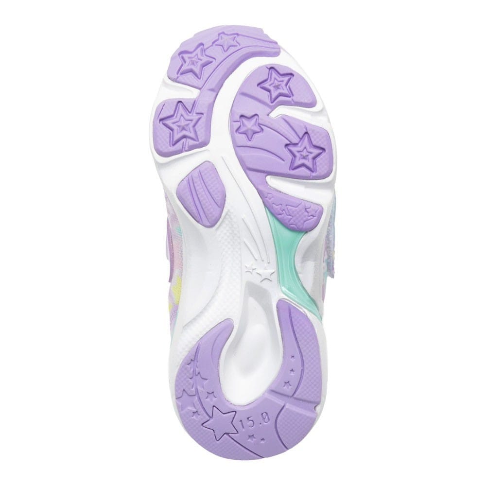 クロミ 光るスニーカー