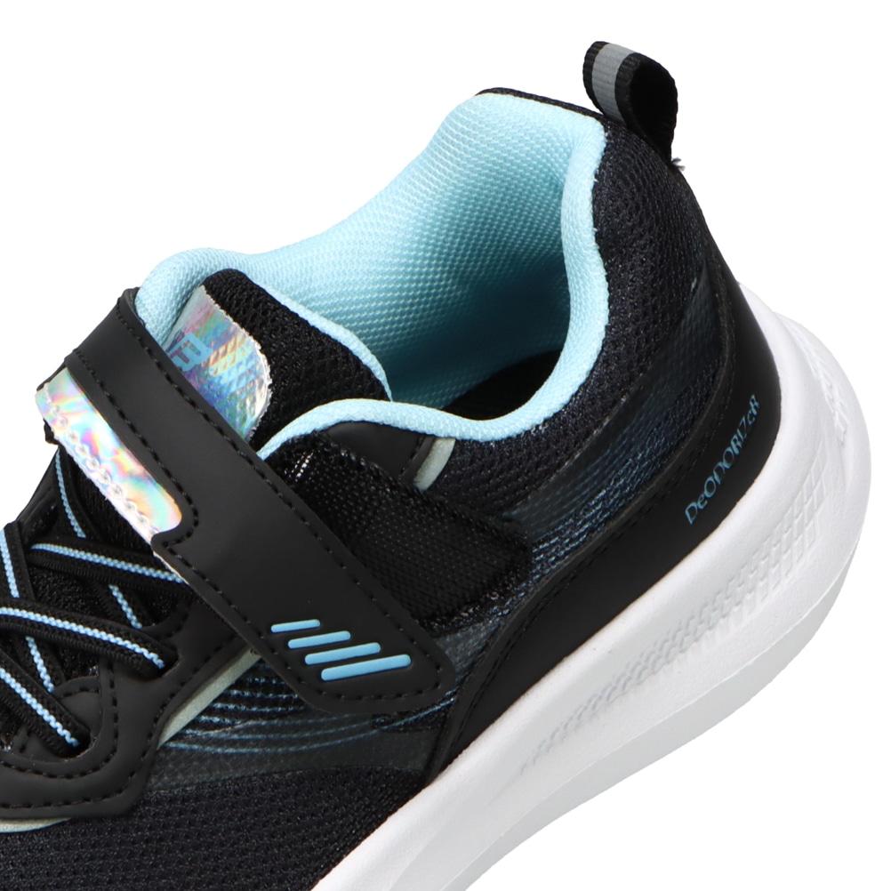 ランニングシューズ（ゴム紐＋ベルト）軽量 白底【19.0cm～23.5cm】