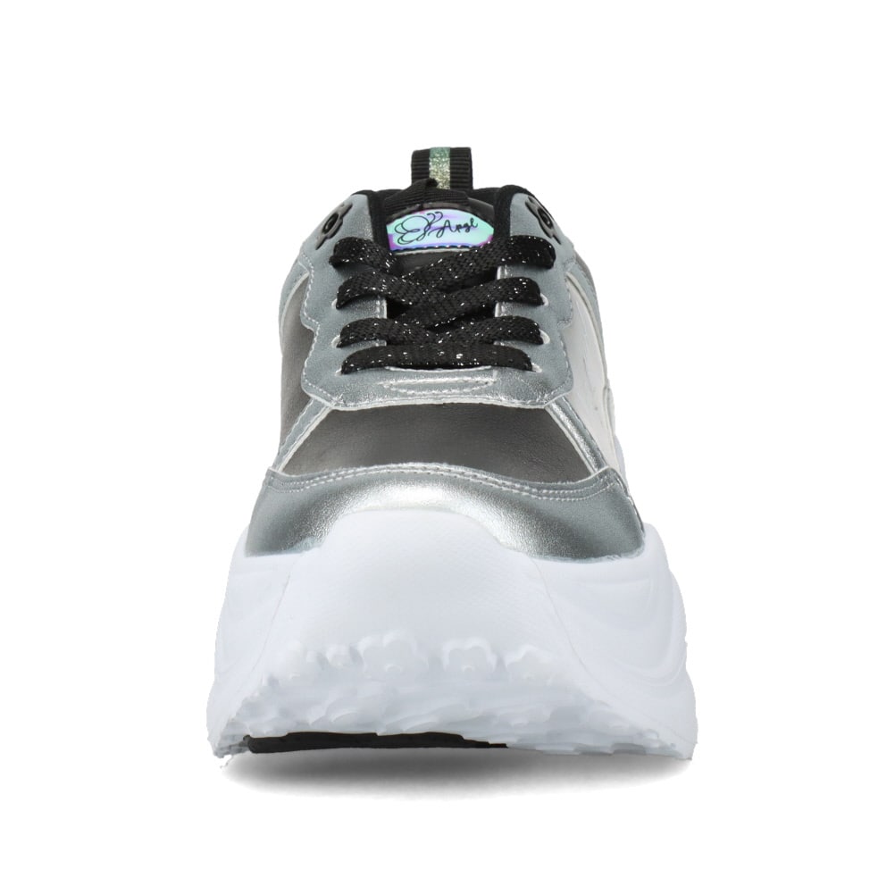 厚底スニーカー