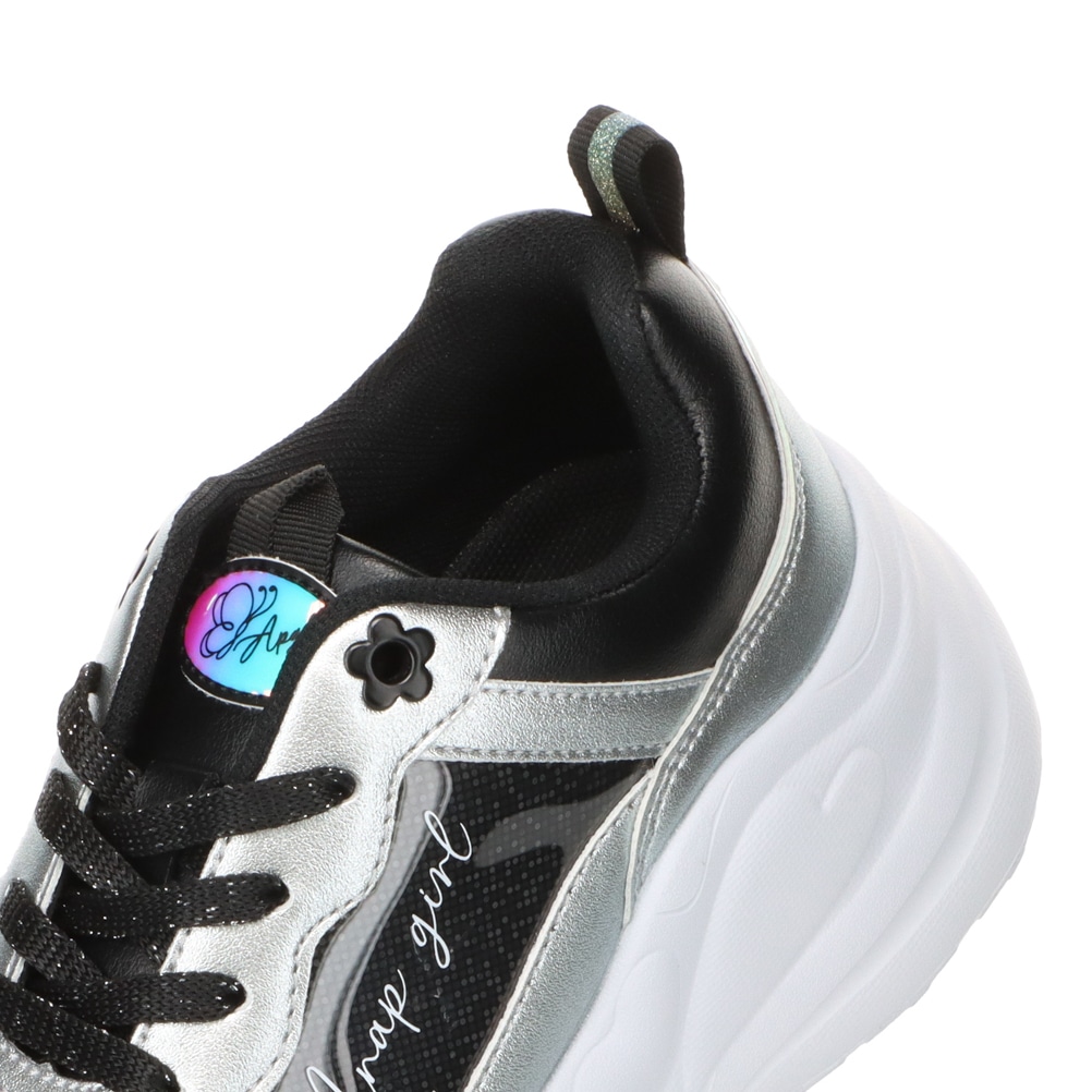 厚底スニーカー