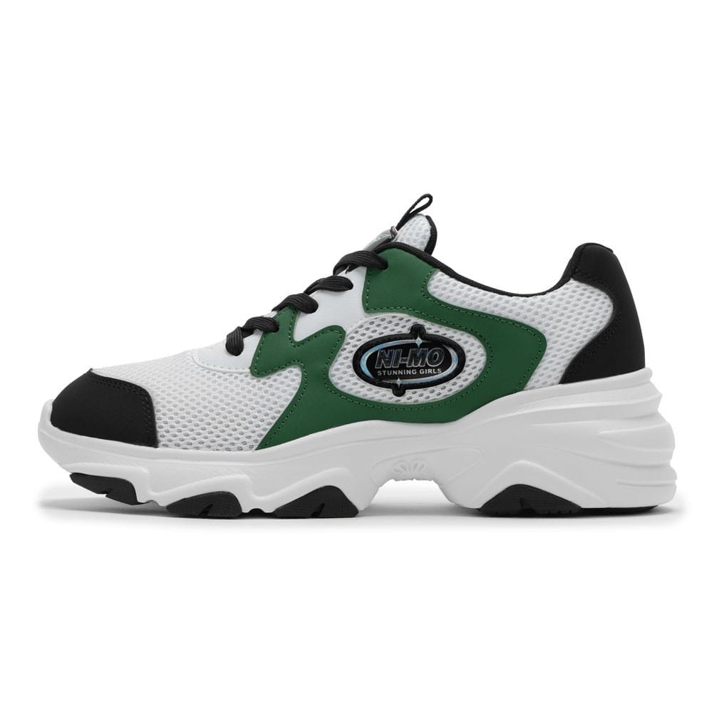 厚底スニーカー