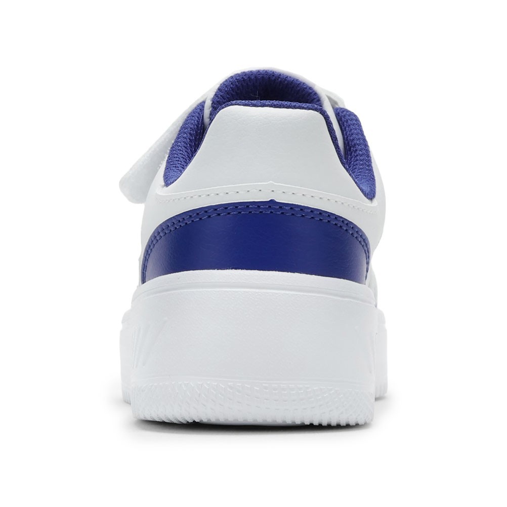 コートスニーカー