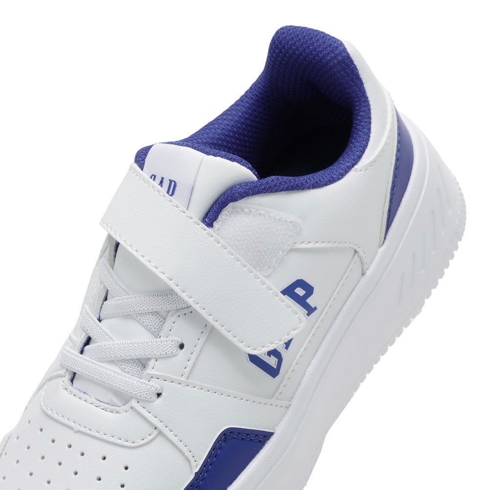 コートスニーカー