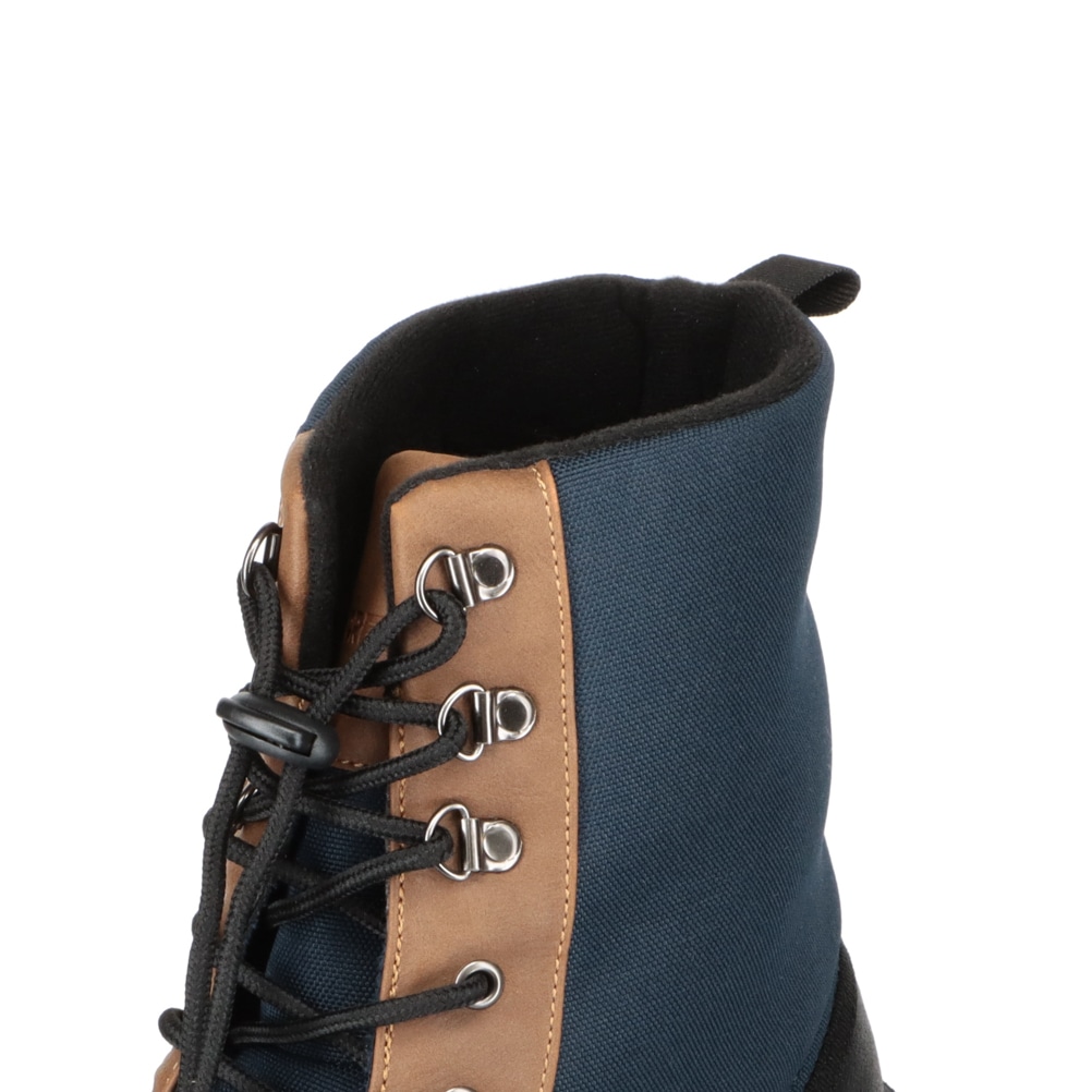 防水レースアップブーツ