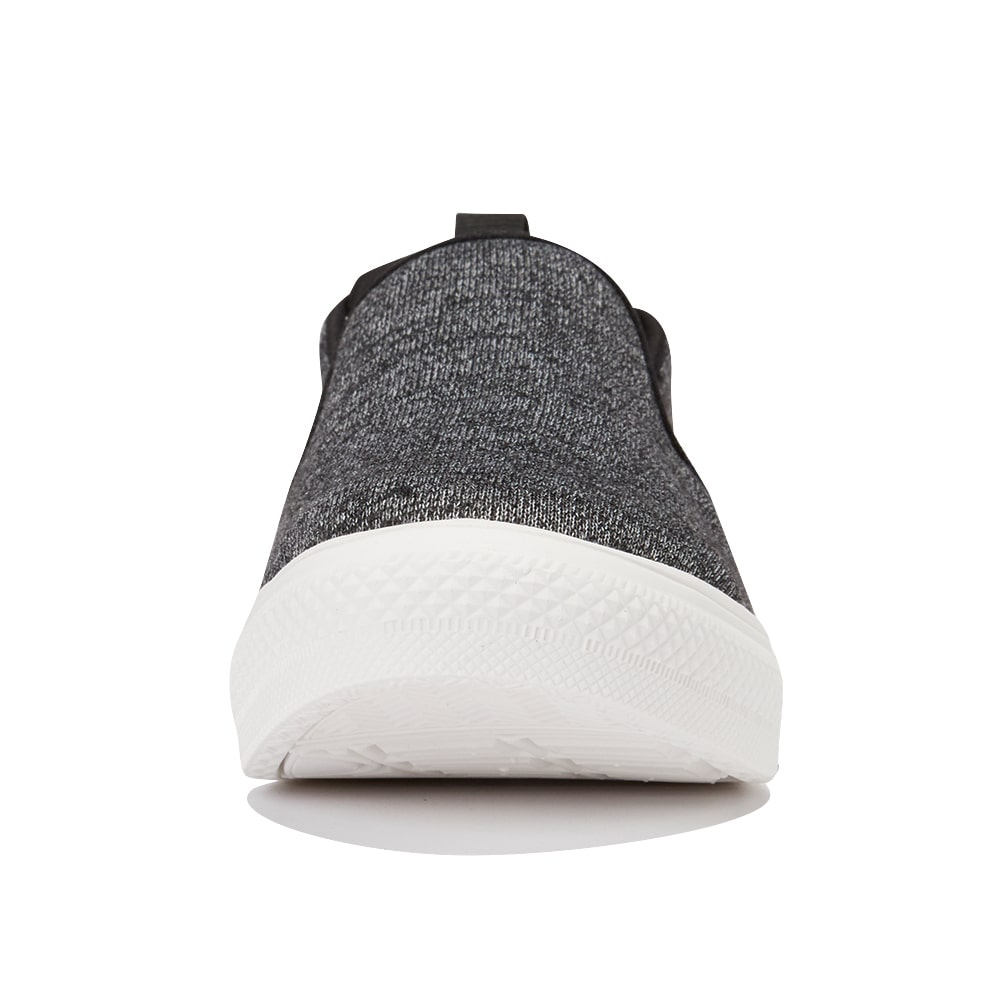 軽量スリッポンスニーカー