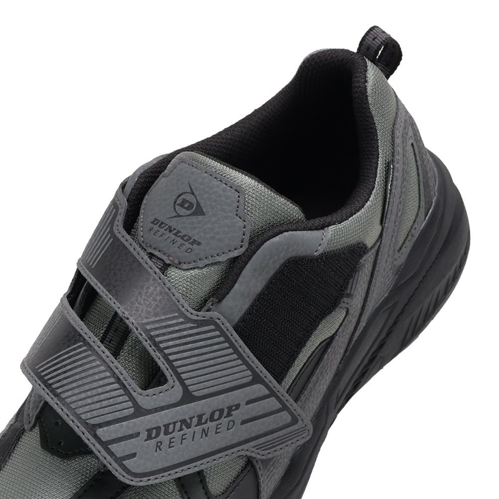 防水スニーカー