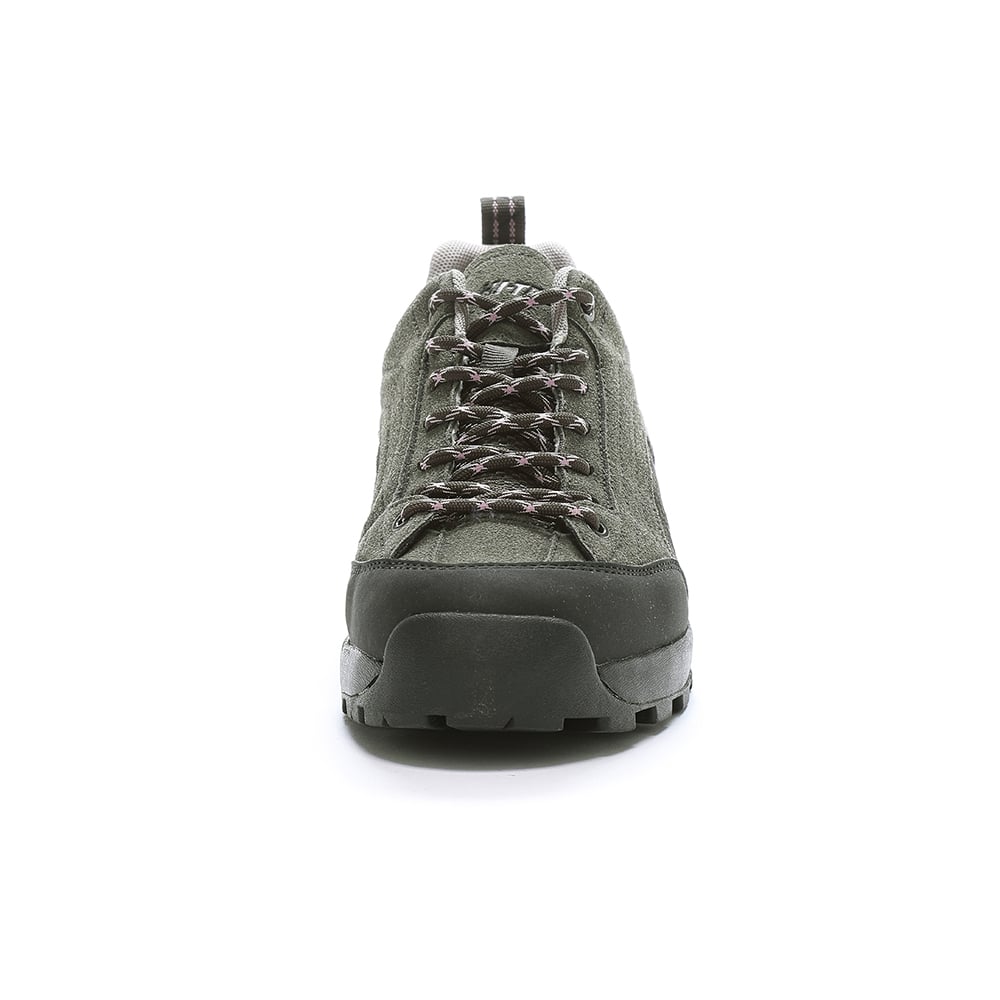 軽量アウトドアシューズ