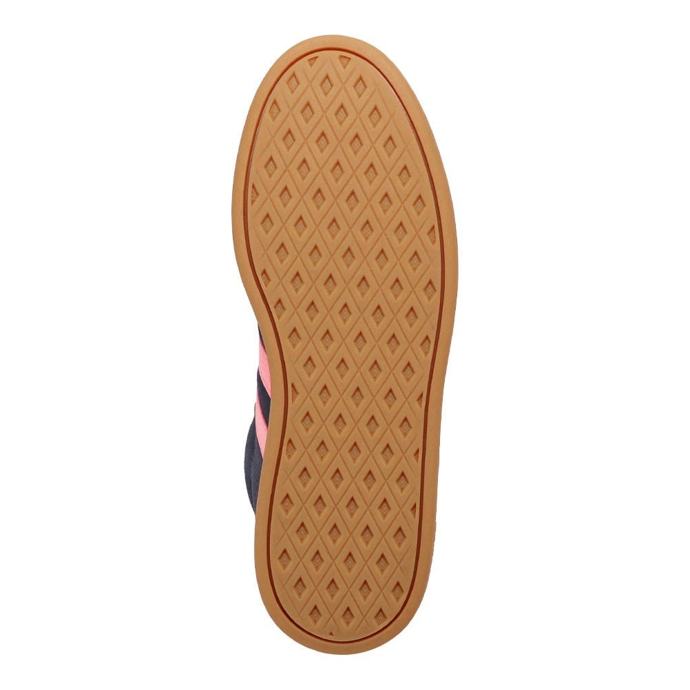 BREAKNET SLEEK SUEDE