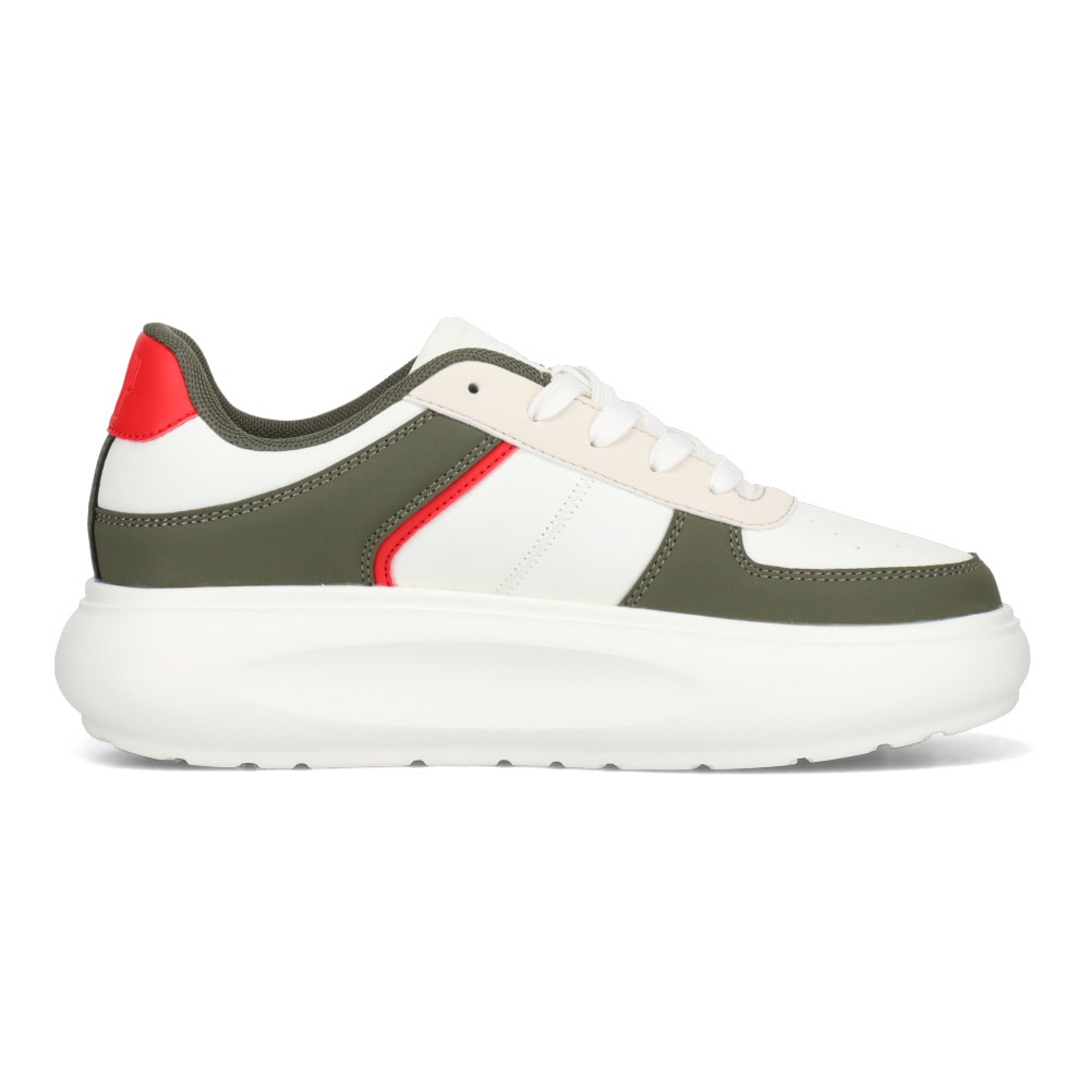 コートスニーカー