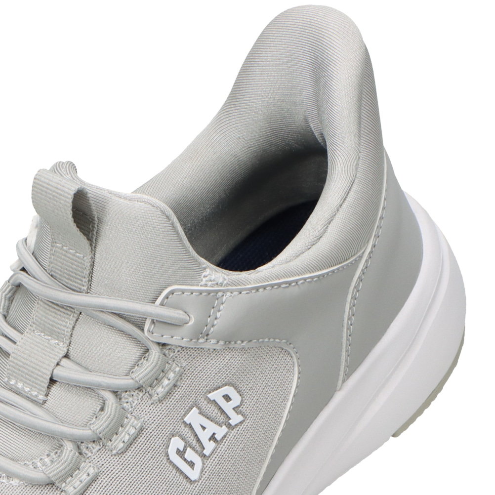 スリッポンスニーカー