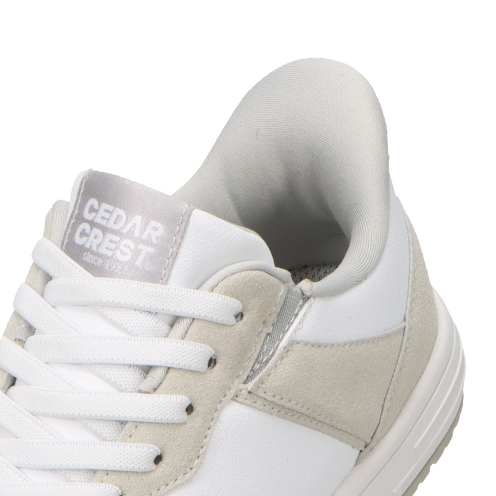 スパットシューズ（スニーカータイプ）手を使わずに履ける