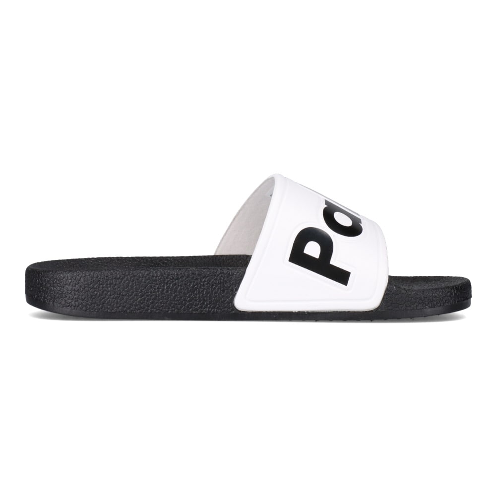 シャワーサンダル