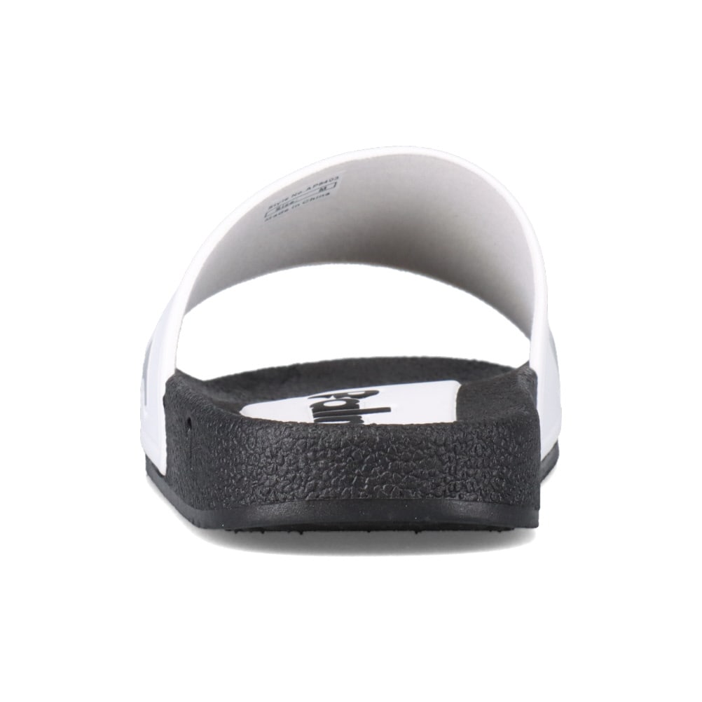 シャワーサンダル