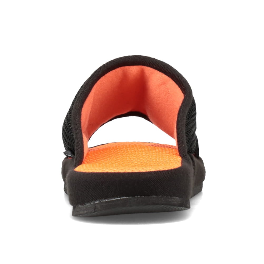 ルームサンダル