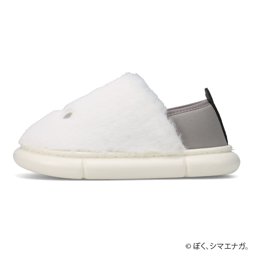 ぼく、シマエナガ。スリッパ