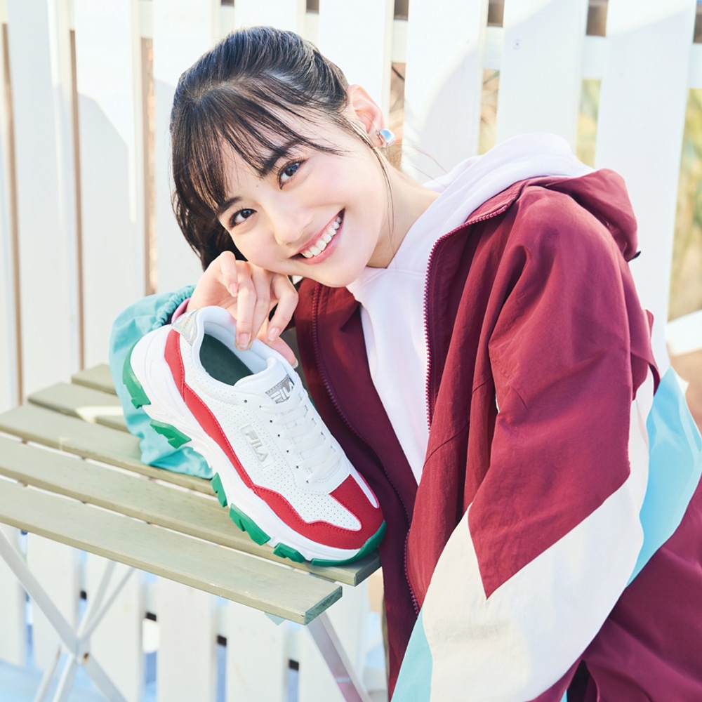 FILA フィラ Aiuola ホワイト×レッド レディース | 靴・スニーカーの 